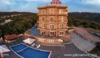 Hotel Eden, alloggi privati a Utjeha, Montenegro